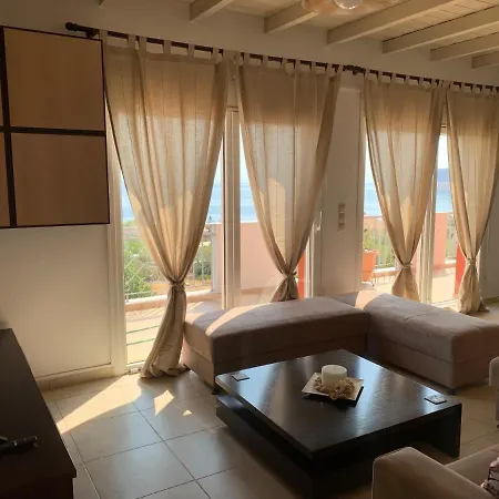 3-Bedroom Spacious Apartment With Panoramic View Apartment *